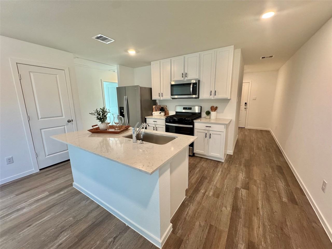 40962 Seasoned Oak Ln #40962 - Photo 6 of 15