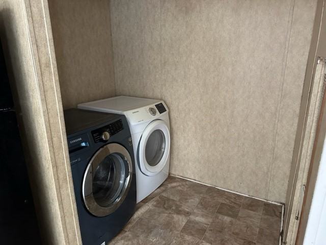 16915 Balmoral #16915 - Photo 7 of 12