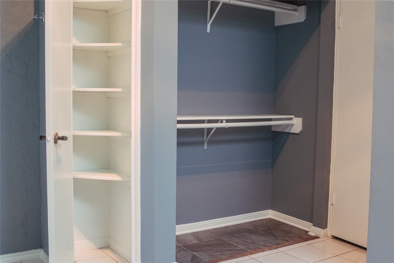 13106 Hollowcreek Park Dr #13106 - Photo 6 of 27