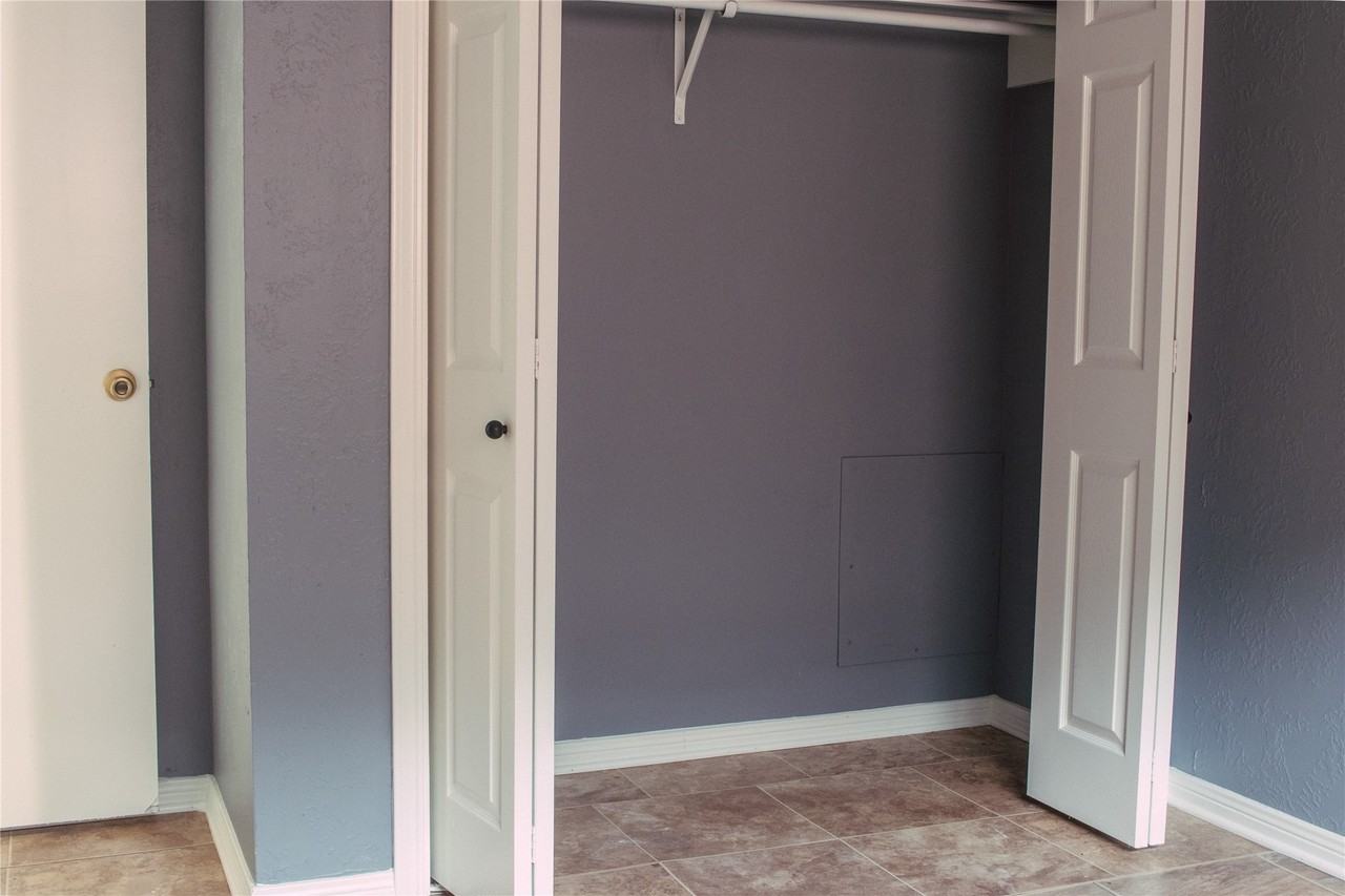 13106 Hollowcreek Park Dr #13106 - Photo 7 of 27