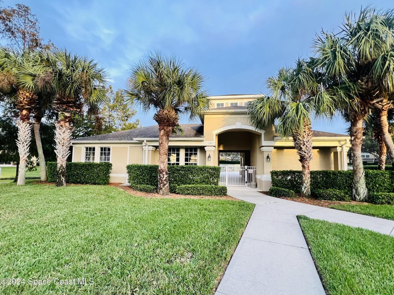 1368 Hampton Park Ln #1368