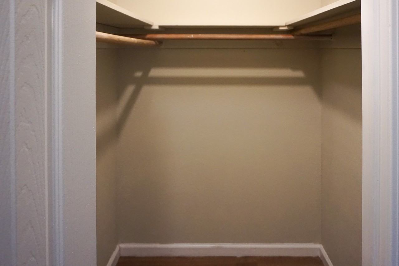 8521 Woodlyn Rd #8521