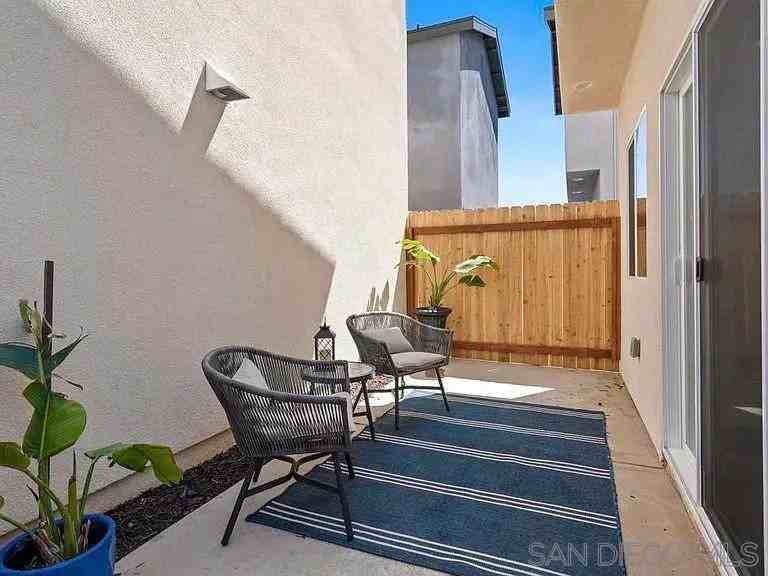 909 Concepcion Ave #909 - Photo 3 of 27