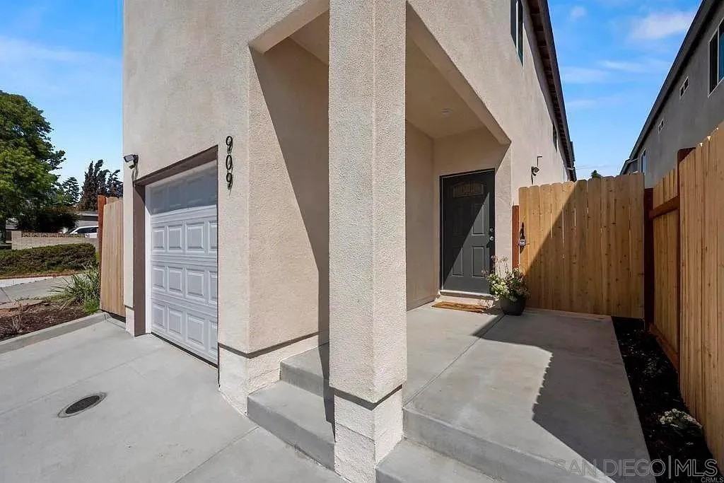 909 Concepcion Ave #909 - Photo 7 of 27