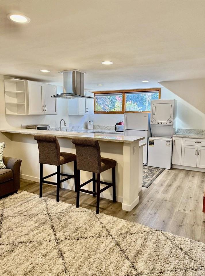 2538 1/2 Foothill Dr #2538B - Photo 7 of 16