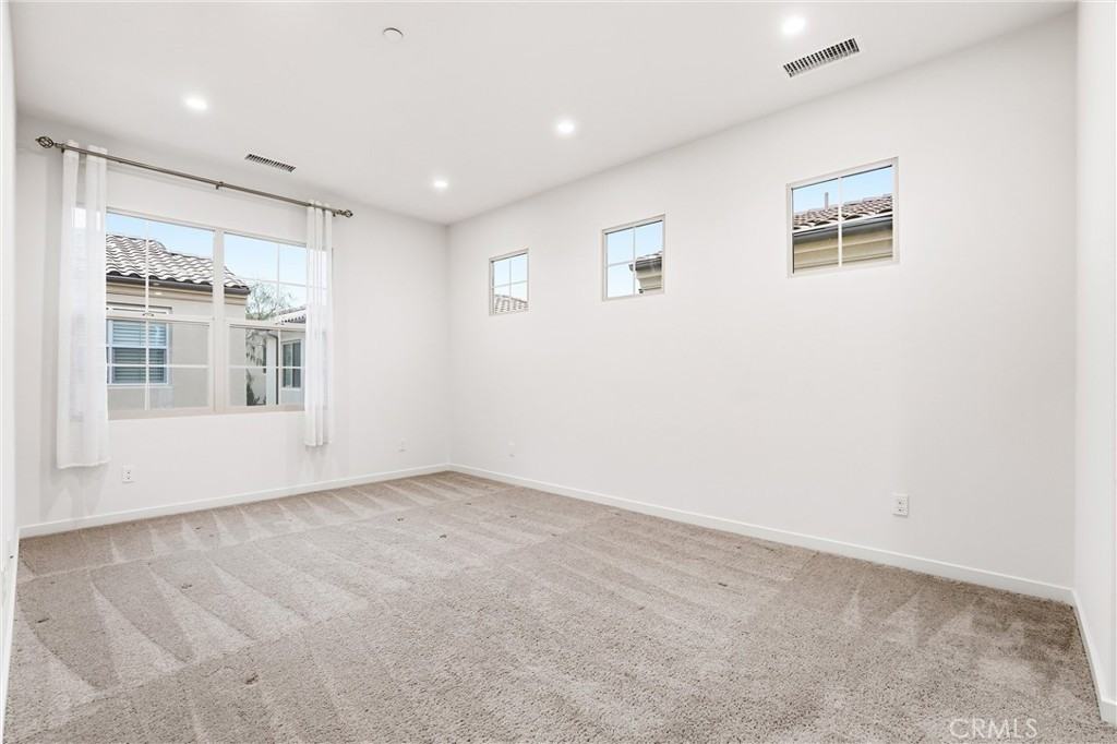 125 Messenger #125 - Photo 4 of 19