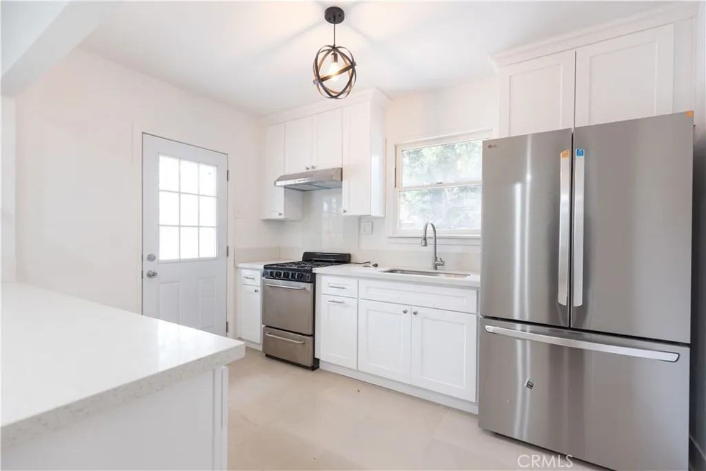 1611 S 4th Ave #1611 - Photo 4 of 18