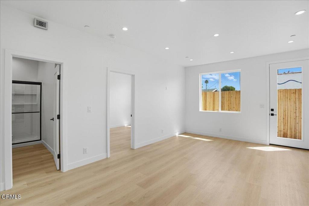 1903 E Ocean Ave #1903 - Photo 5 of 9