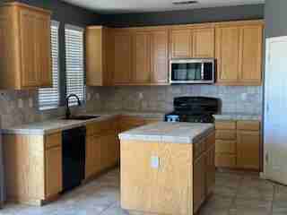 9401 Vintner Cir #9401 - Photo 3 of 16