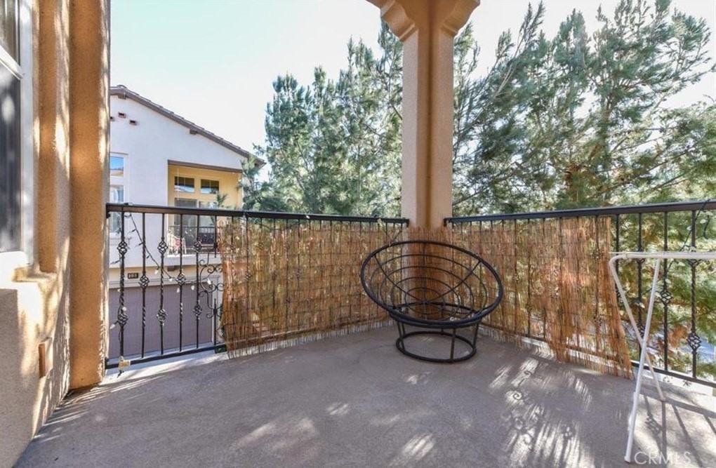 202 Kempton #202 - Photo 5 of 7