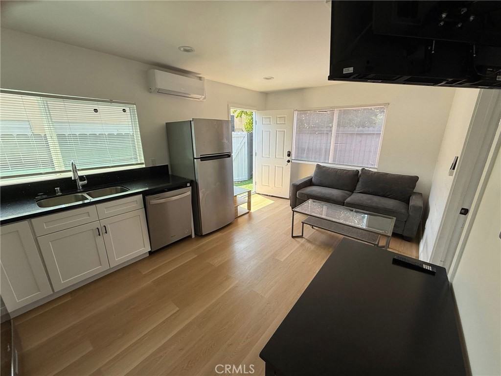 12610 Martha St #12610-2 - Photo 4 of 17