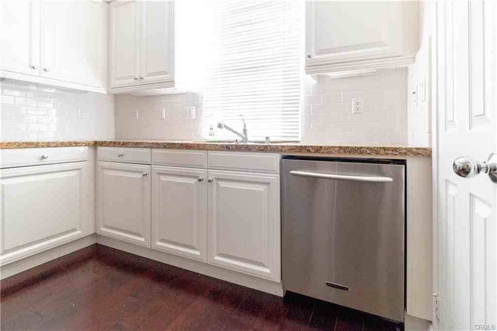 77 Canal #77 - Photo 4 of 9