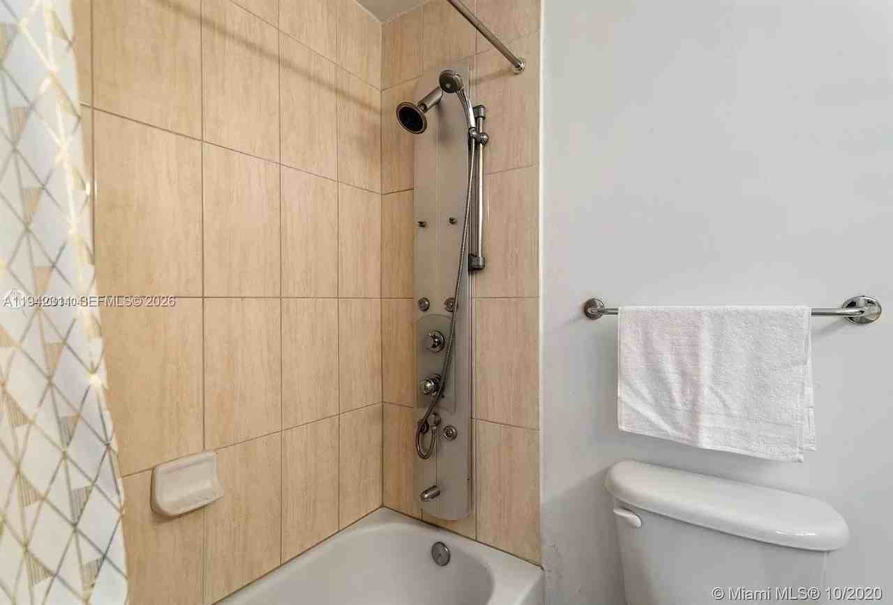 1750 N Bayshore Dr #1750-1108 - Photo 3 of 26