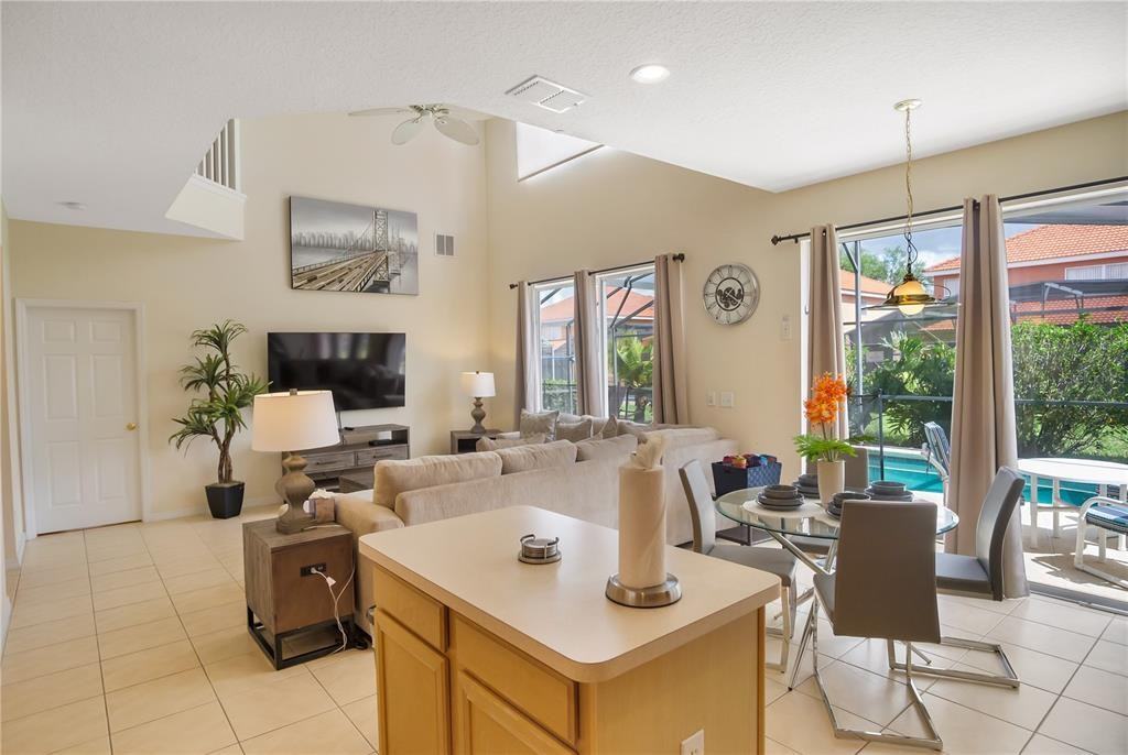 134 Sevilla Ave #134 - Photo 7 of 36