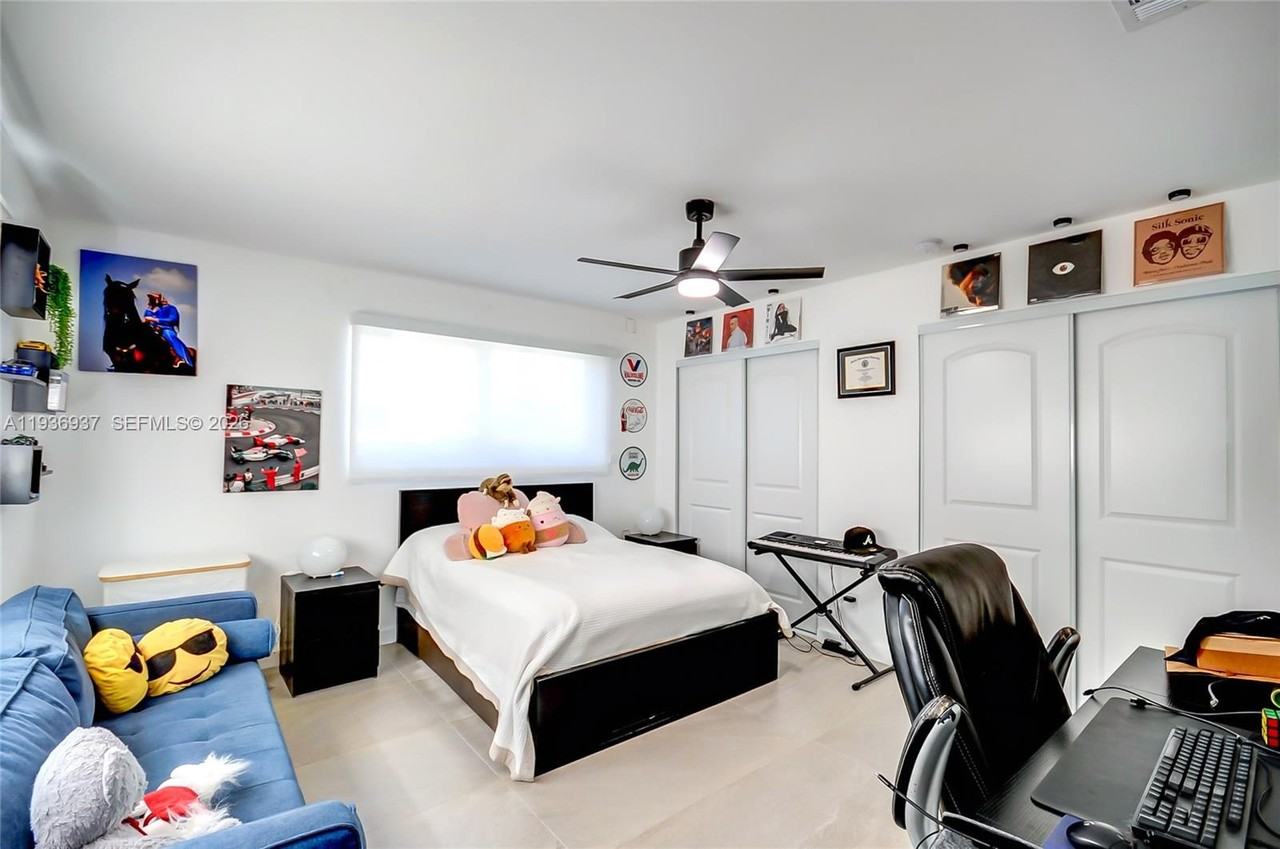 1511 Nw 87th Way #1511 - Photo 4 of 46