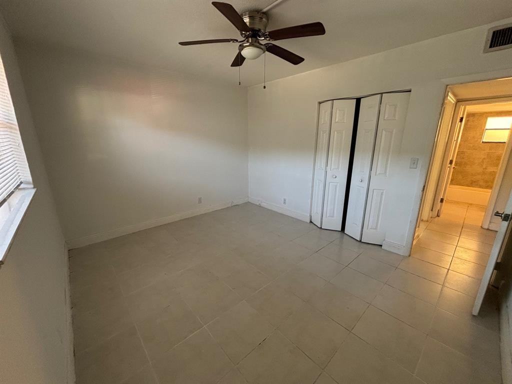 4061 N Dixie Hwy #4061-17 - Photo 3 of 14