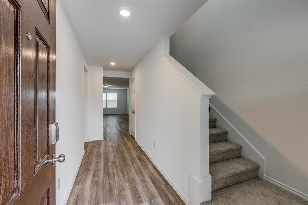 858 Breakwater Dr #858 - Photo 3 of 25