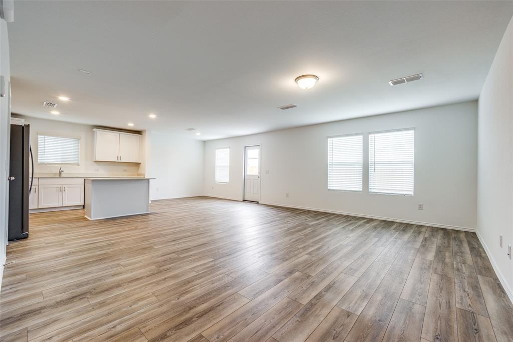 858 Breakwater Dr #858 - Photo 7 of 25