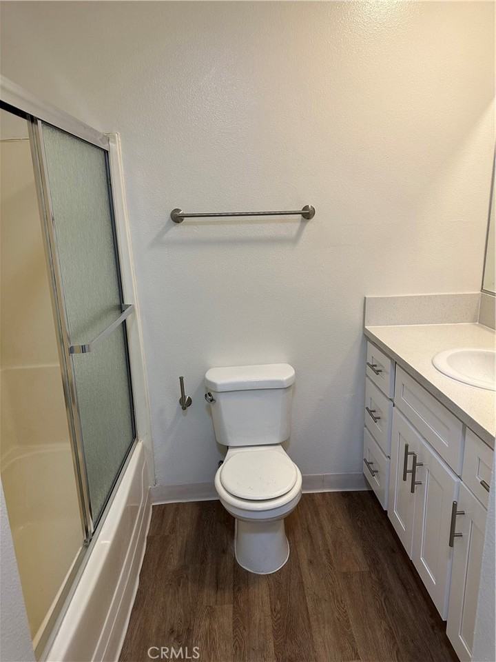 7055 Etiwanda Ave #7055-210 - Photo 4 of 14