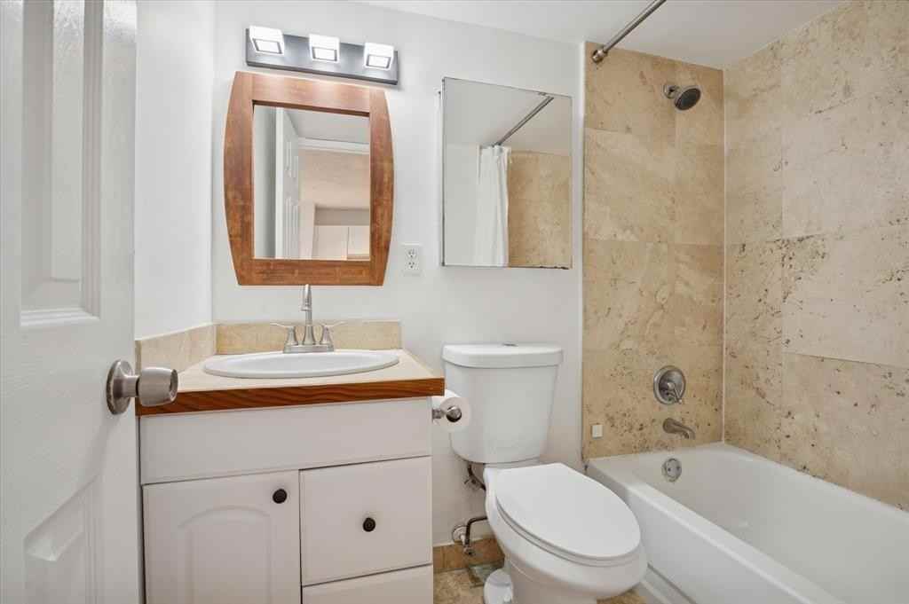 3000 N Ocean Blvd #3000-405 - Photo 7 of 13