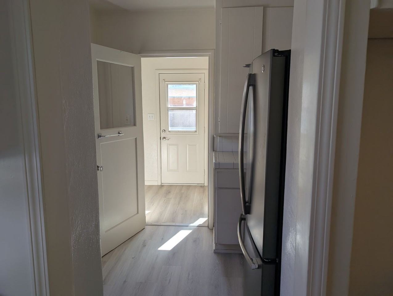 650 E Harvard Ave - Photo 3 of 35