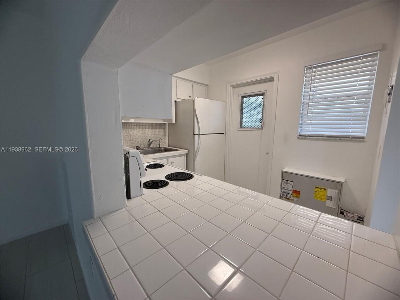 2880 Ne 203rd St #2880-26 - Photo 7 of 8