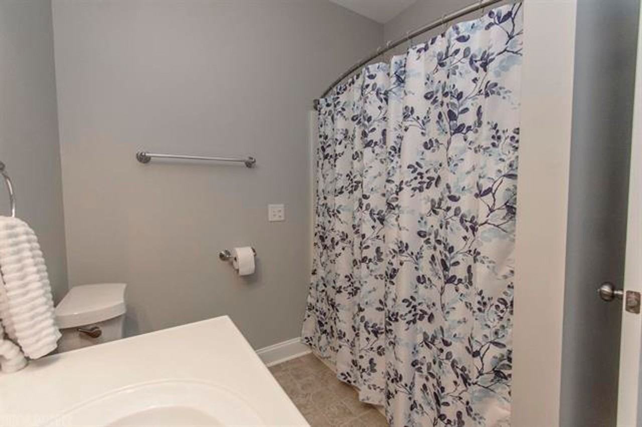 258 Economy St - Photo 6 of 9