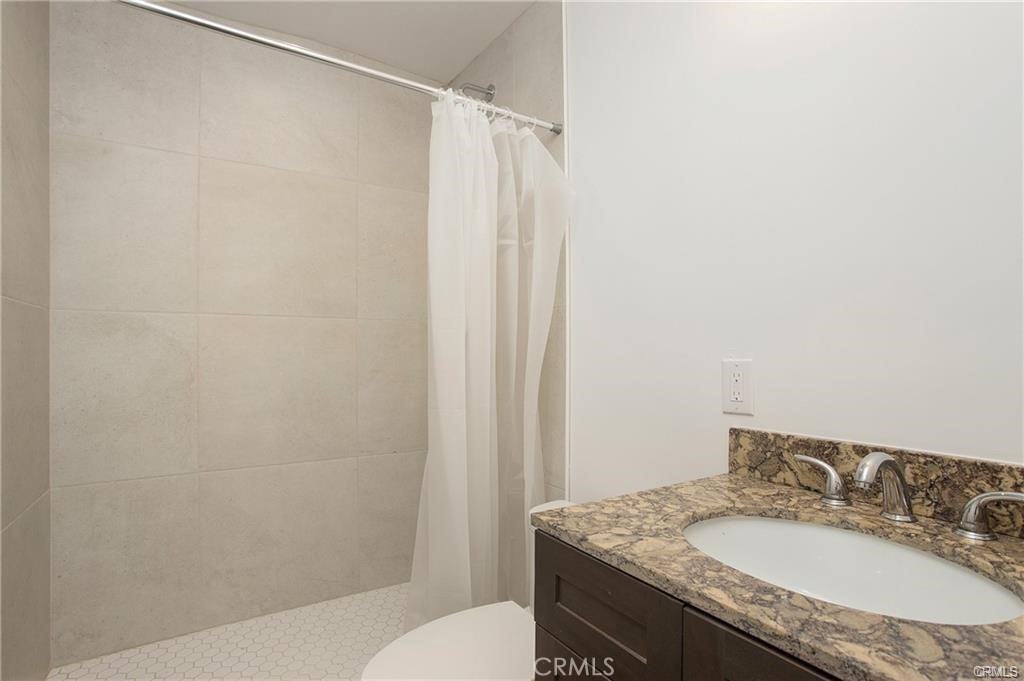 251 Avenida Del Mar #251B