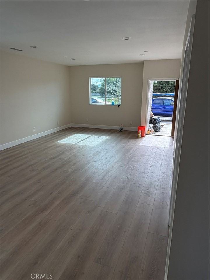 11186 Vernon Ave #11186A - Photo 3 of 21