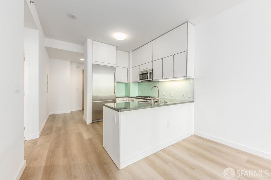 333 Main St #3339H - Photo 5 of 17