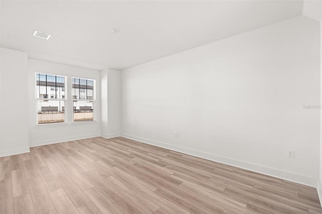 15244 Groveside Rd #15244 - Photo 4 of 27