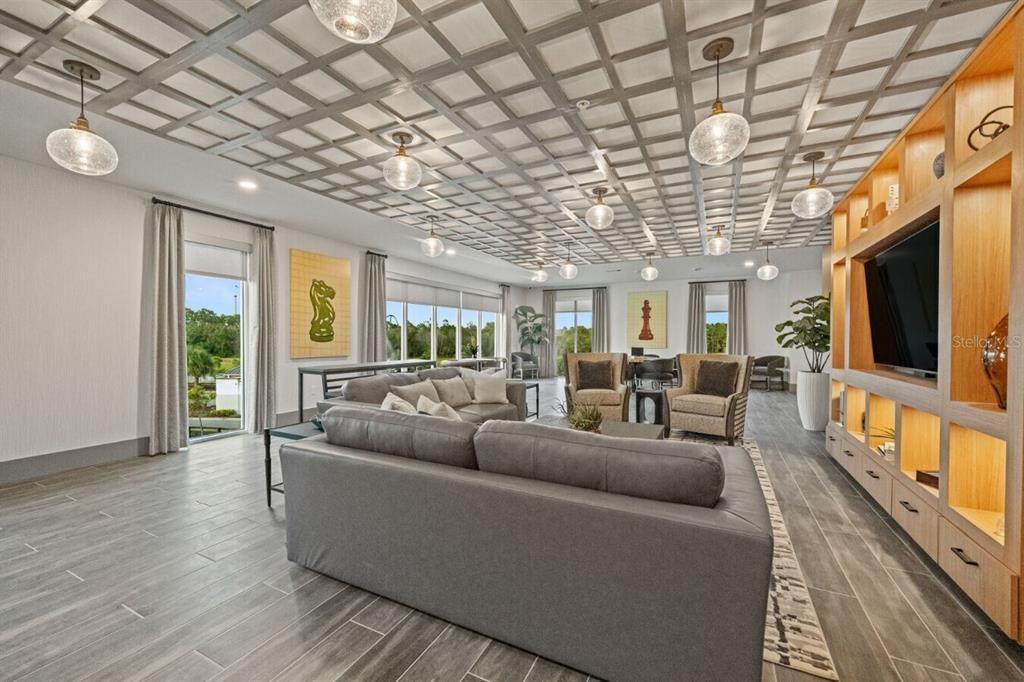 6000 Paradiso Grande Blvd