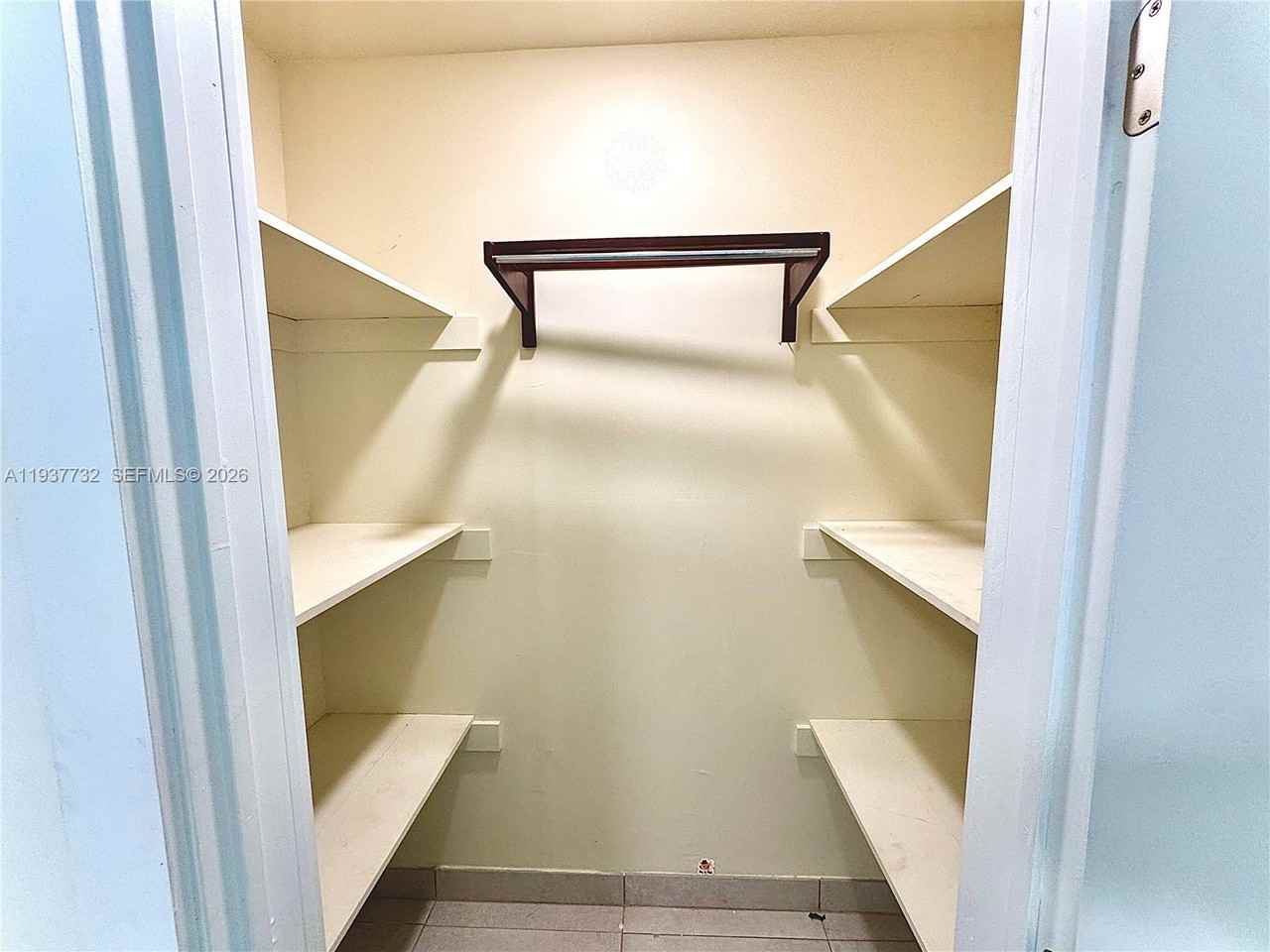 1711 Fillmore St #1711-510 - Photo 3 of 7