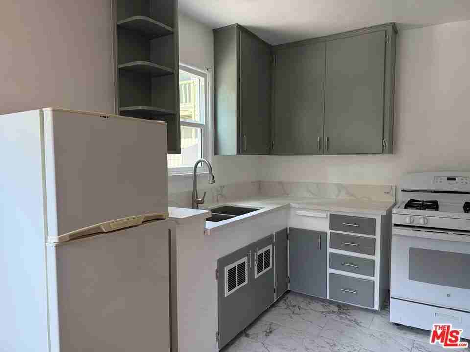 1159 N Genesee Ave #1159-2 - Photo 2 of 10