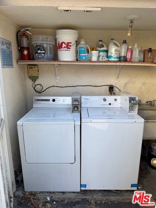 1159 N Genesee Ave #1159-2 - Photo 7 of 10