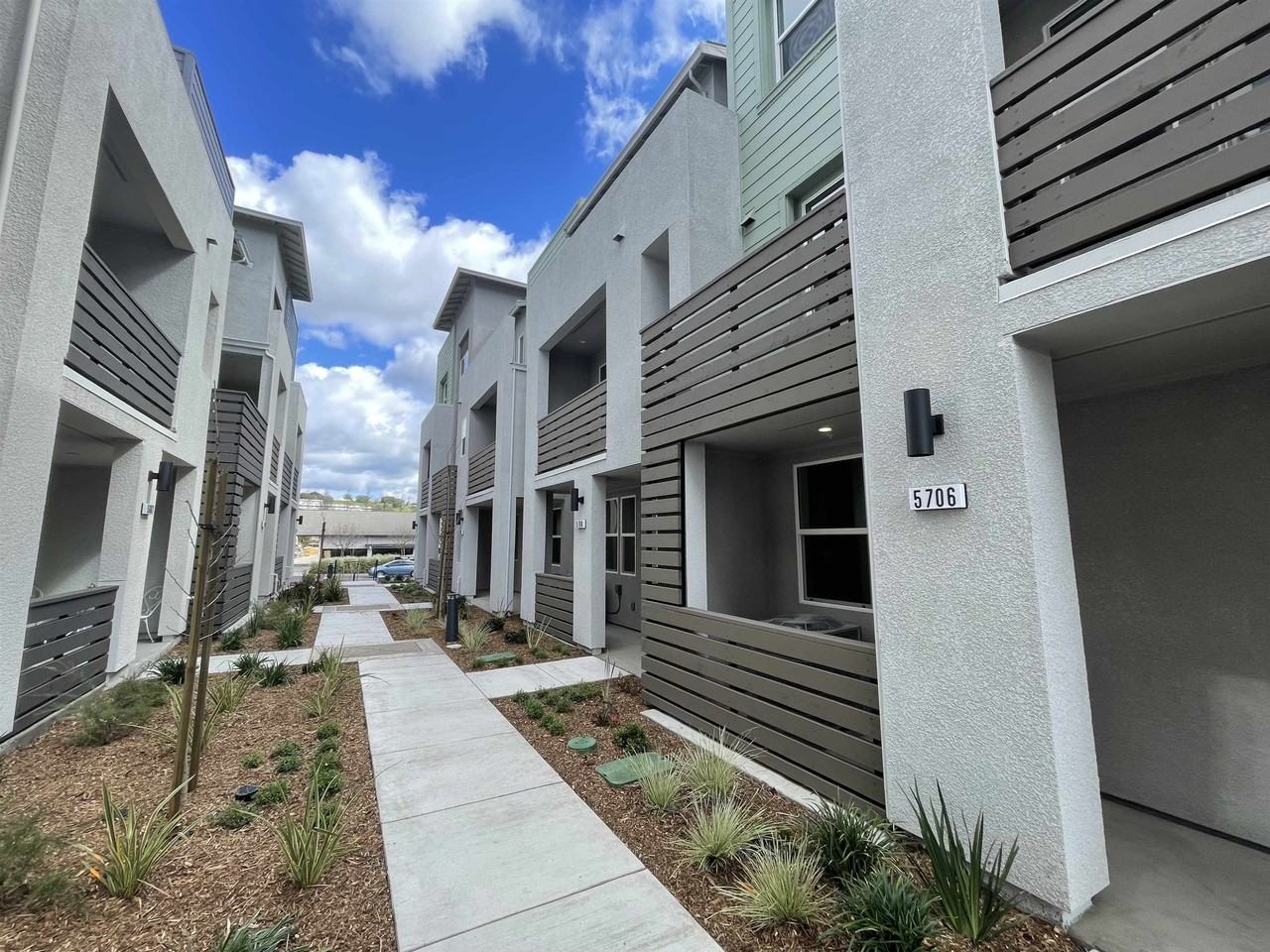 5708 Melon Ct #5708