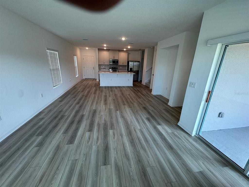 362 Thompson Village Ave #362 - Photo 2 of 24