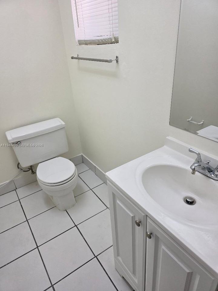 1121 Sw 105th Ave #1121-322 - Photo 7 of 19