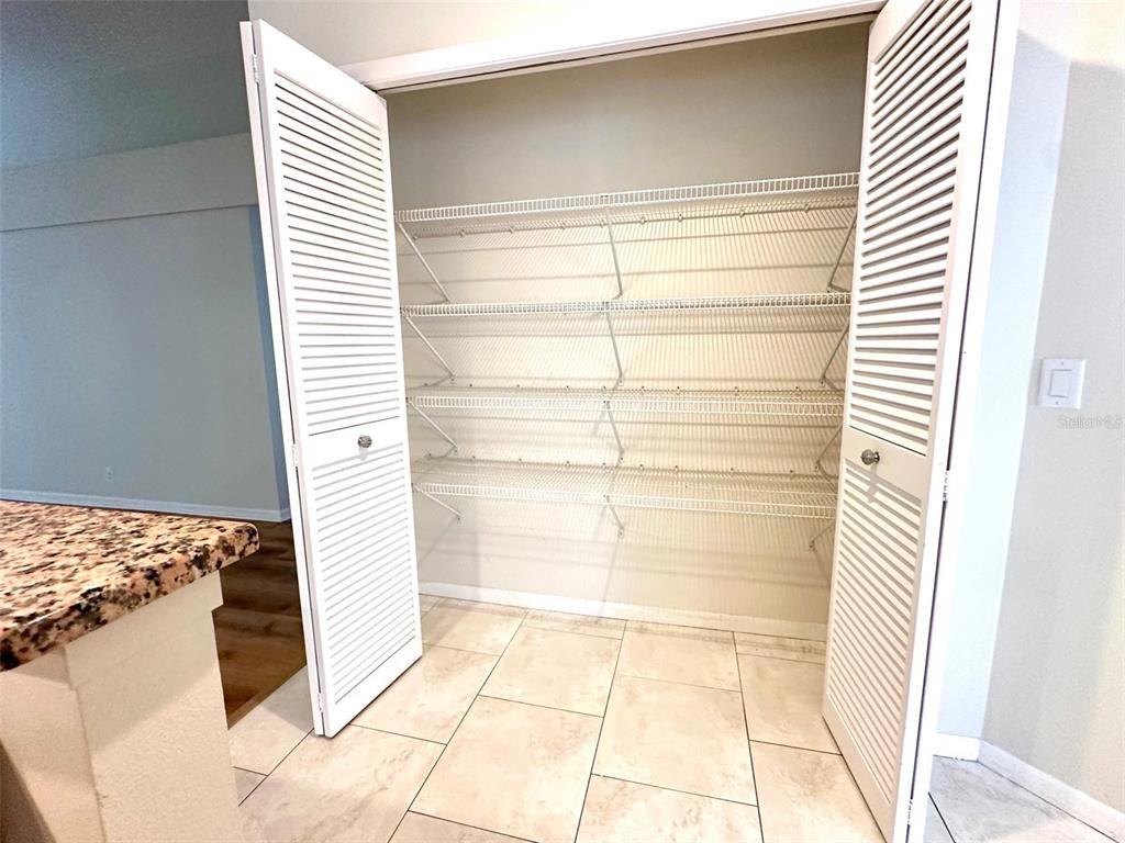 1533 Cumberland Ct W #1533 - Photo 3 of 38