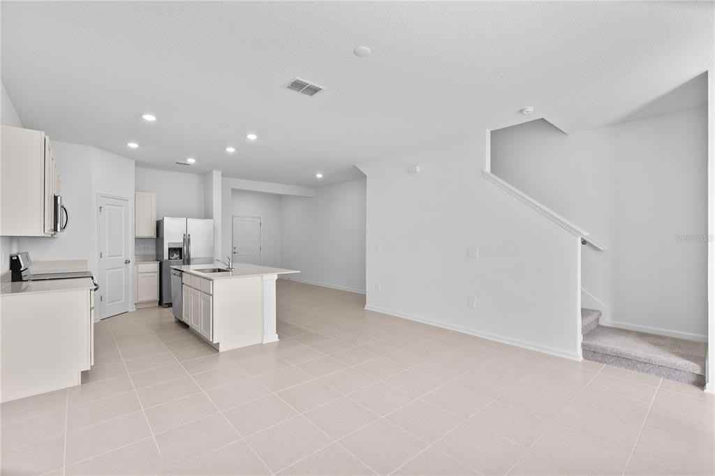 624 Poppy Ln #624 - Photo 5 of 23