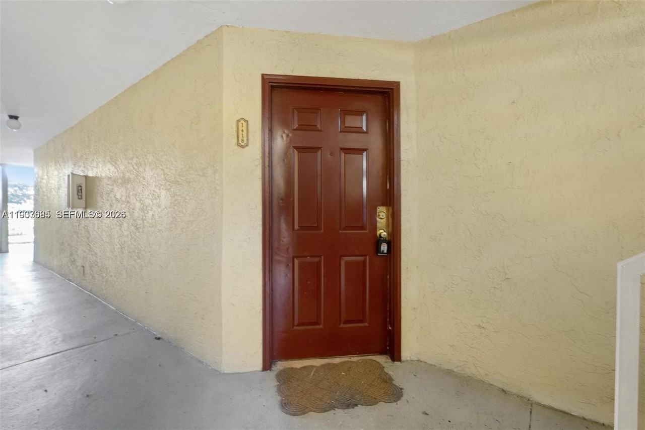 12400 Vista Isles Dr #12400-1418 - Photo 3 of 37