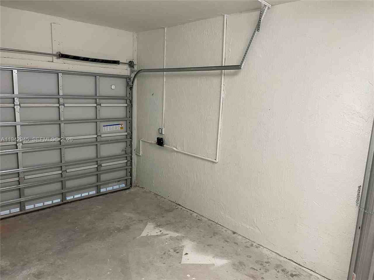 13119 Sw 232nd St #13119 - Photo 4 of 23