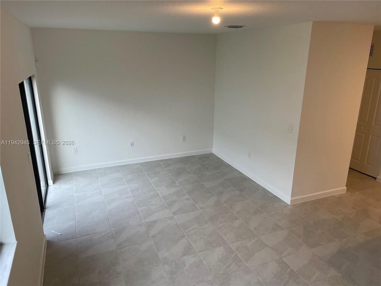 13119 Sw 232nd St #13119 - Photo 6 of 23