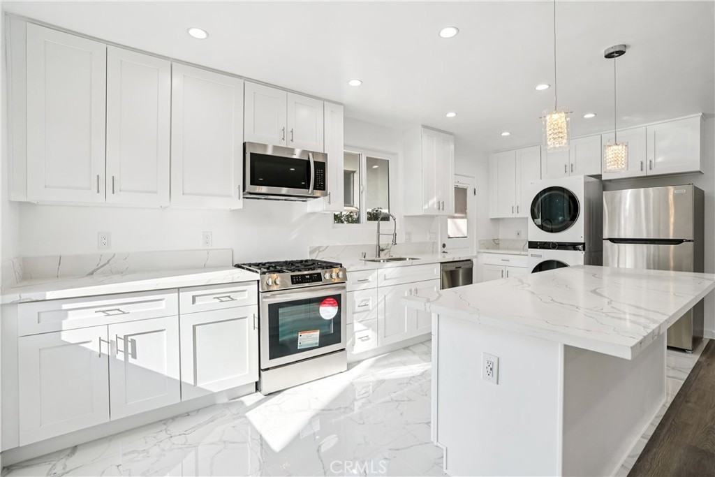 1474 N Allen Ave #1474 - Photo 7 of 16