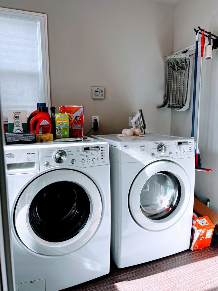 Sacramento St & Alcatraz Ave - Photo 7 of 16