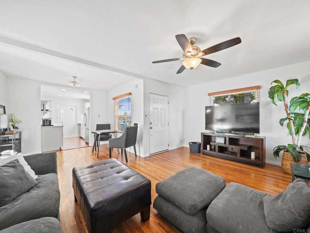 367 Hedge Way #367 - Photo 4 of 21