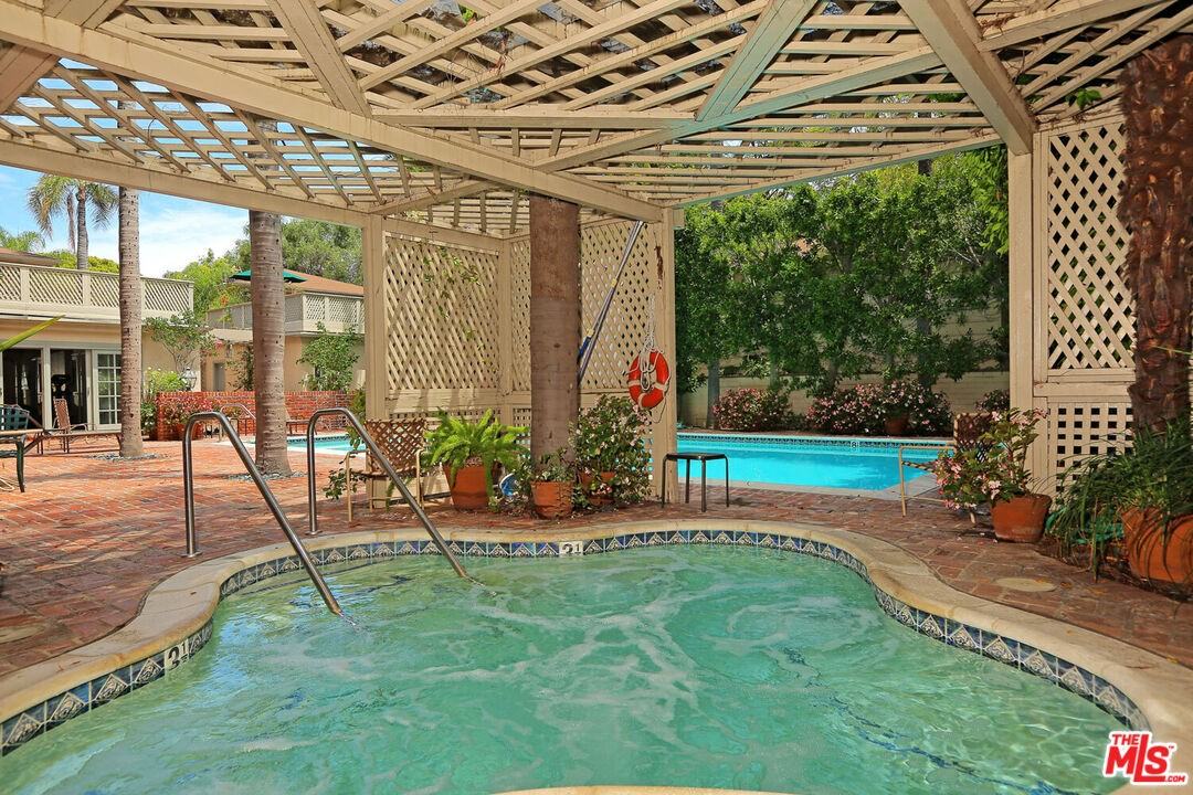 11901 W Sunset Blvd #11901-104 - Photo 5 of 21