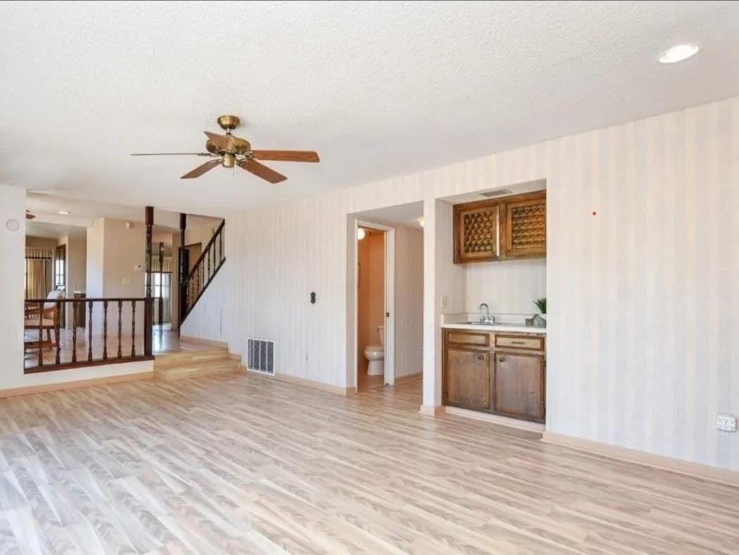 1792 Limewood Pl #1792 - Photo 3 of 4