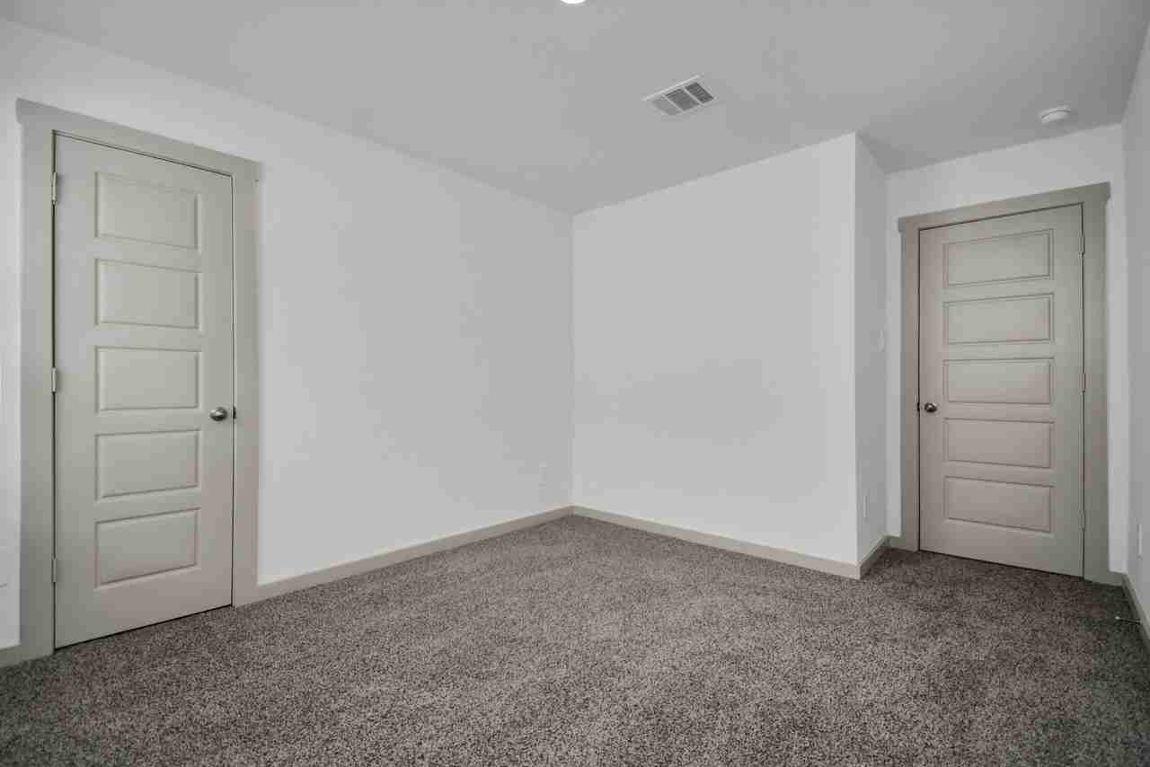 7731 Suffolk Valley Ln #7731 - Photo 5 of 38