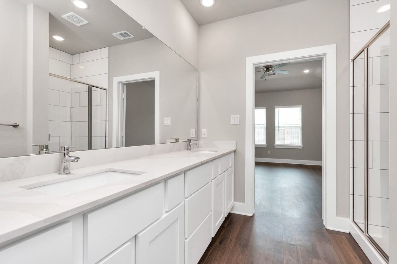 10622 Cascade Creek Dr #10622 - Photo 5 of 24